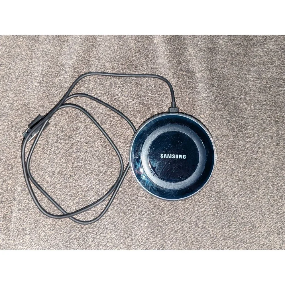 Samsung Wireless Charger EP-PG920A With USB Cable 5V Input Black Circular Design